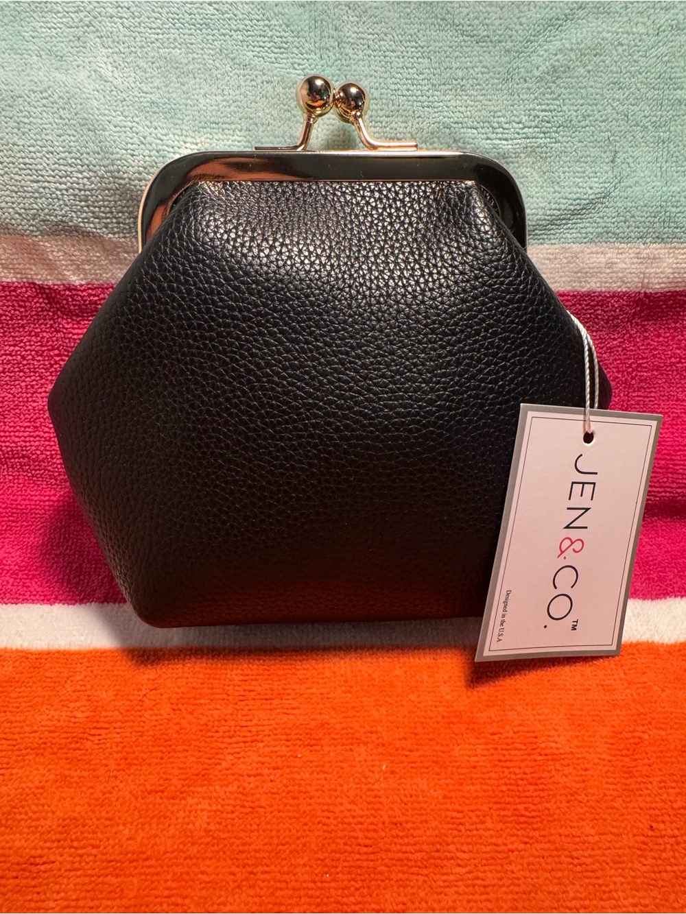Black Hexagon Kiss-Lock Leather Coin Purse